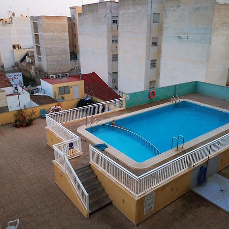 Apartamento De Raa Τορεβιέχα Εξωτερικό φωτογραφία